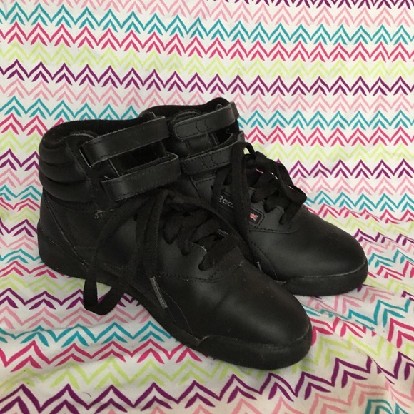 •Running shoes• - Picture 2 of 2